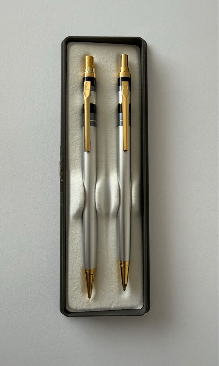 Stifte & Marker: 2er Set Kugelschreiber/Bleistift – Gebraucht aus Oetwil an der Limmat von TOP15 1
