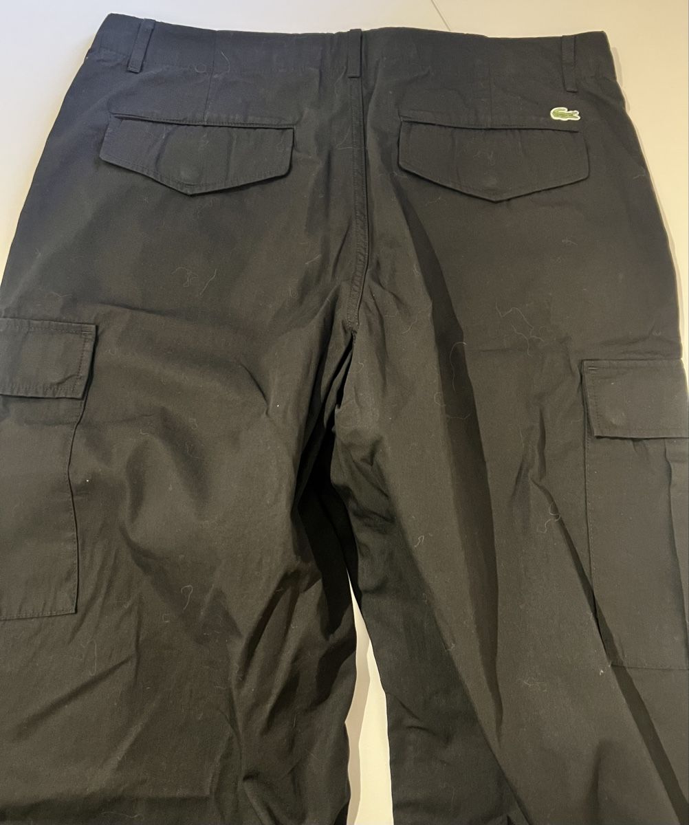 Lacoste Pantaloni: Pantalon cargo Lacoste. Taille 46 – Nuovo (secondo la descrizione) da St-Pierre-Clages venduto da ste_xk6p 3
