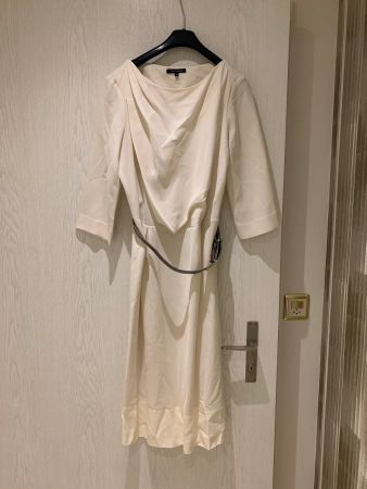Wunderschönes Tara Jarmon Kleid