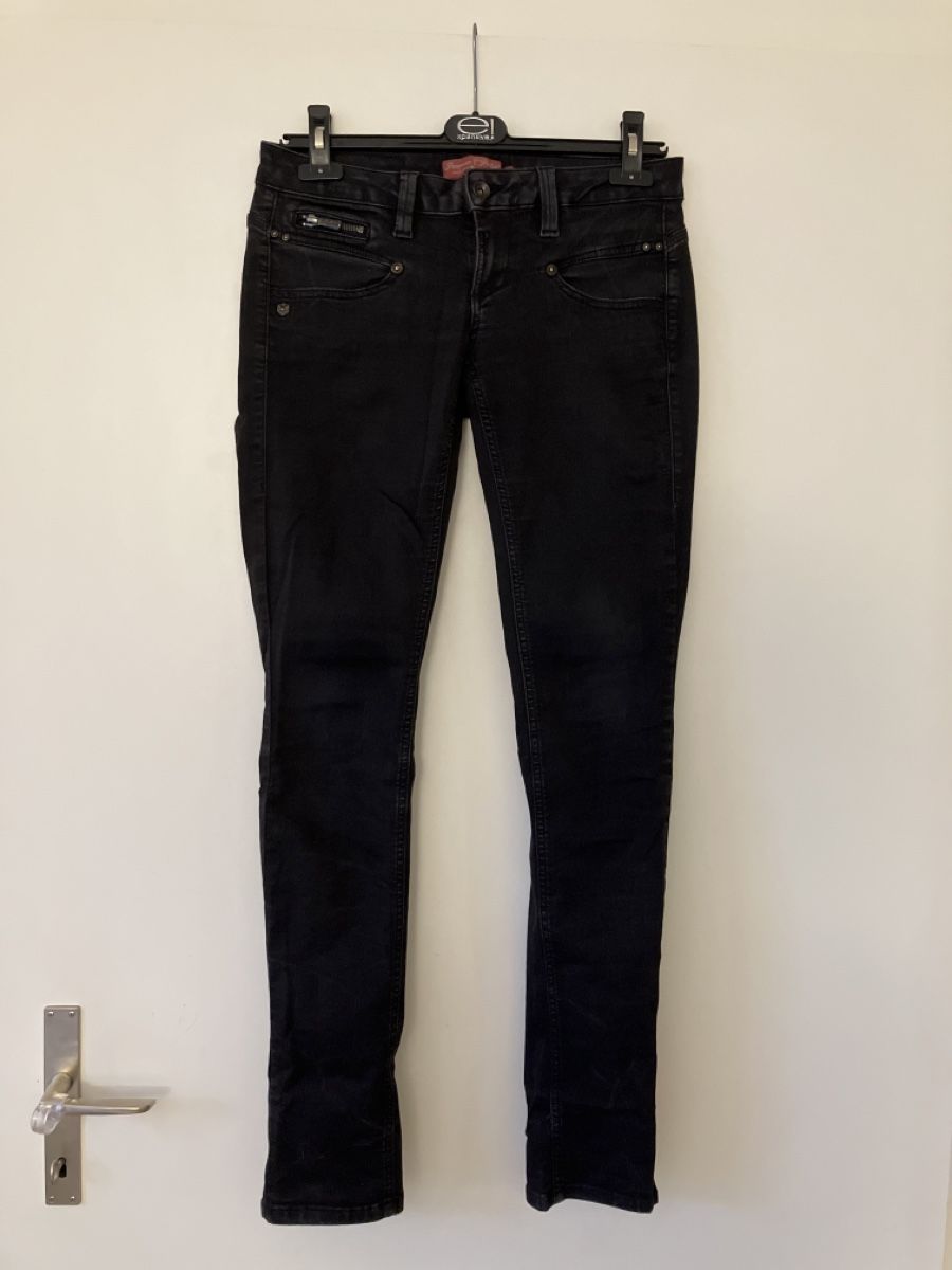 Freeman T. Porter Jeans: Freeman T. Porter Jeans Alexa Grösse M – Usato da Herrliberg venduto da spunggi