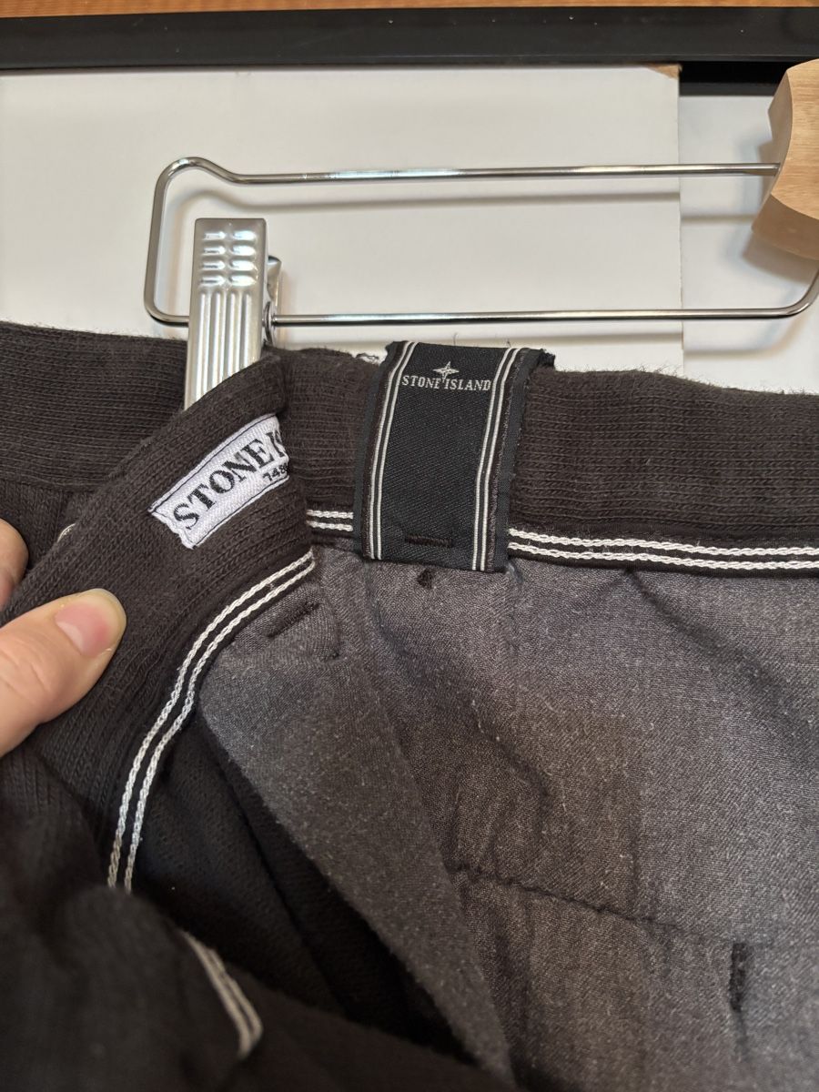 Stone Island Pantalons: Pantalon jogging stone island – D'occasion à St-Saphorin-Lavaux par selb94 4