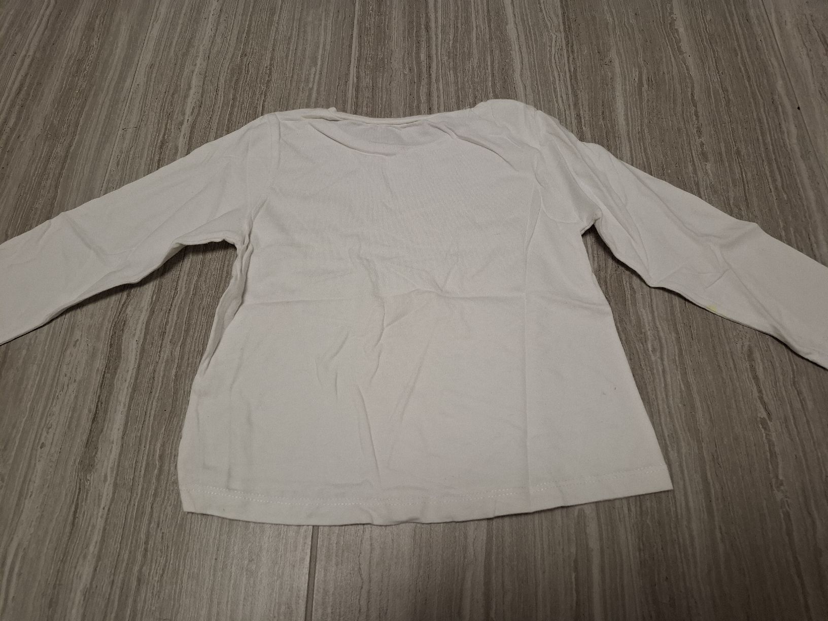Camicette, T-shirt & Top: t-shirt blanc longue manche 4 ans  – Usato da Ecublens FR venduto da ame_y8tq 1