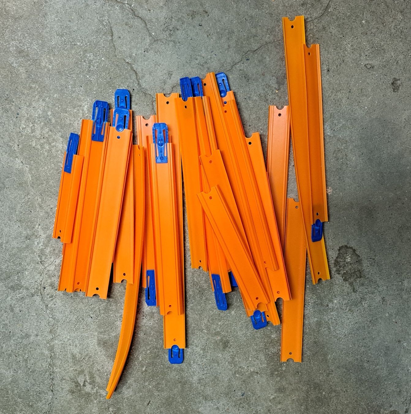 Hot Wheels Piste: Hot wheels lot – Usato da Champagne venduto da taillecrayon1110 1