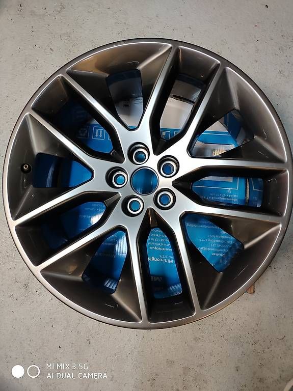 Felgen: Leichtmetallfelge 20" zu Ford Edge gebraucht – Gebraucht aus Rorschacherberg von Mmrb
