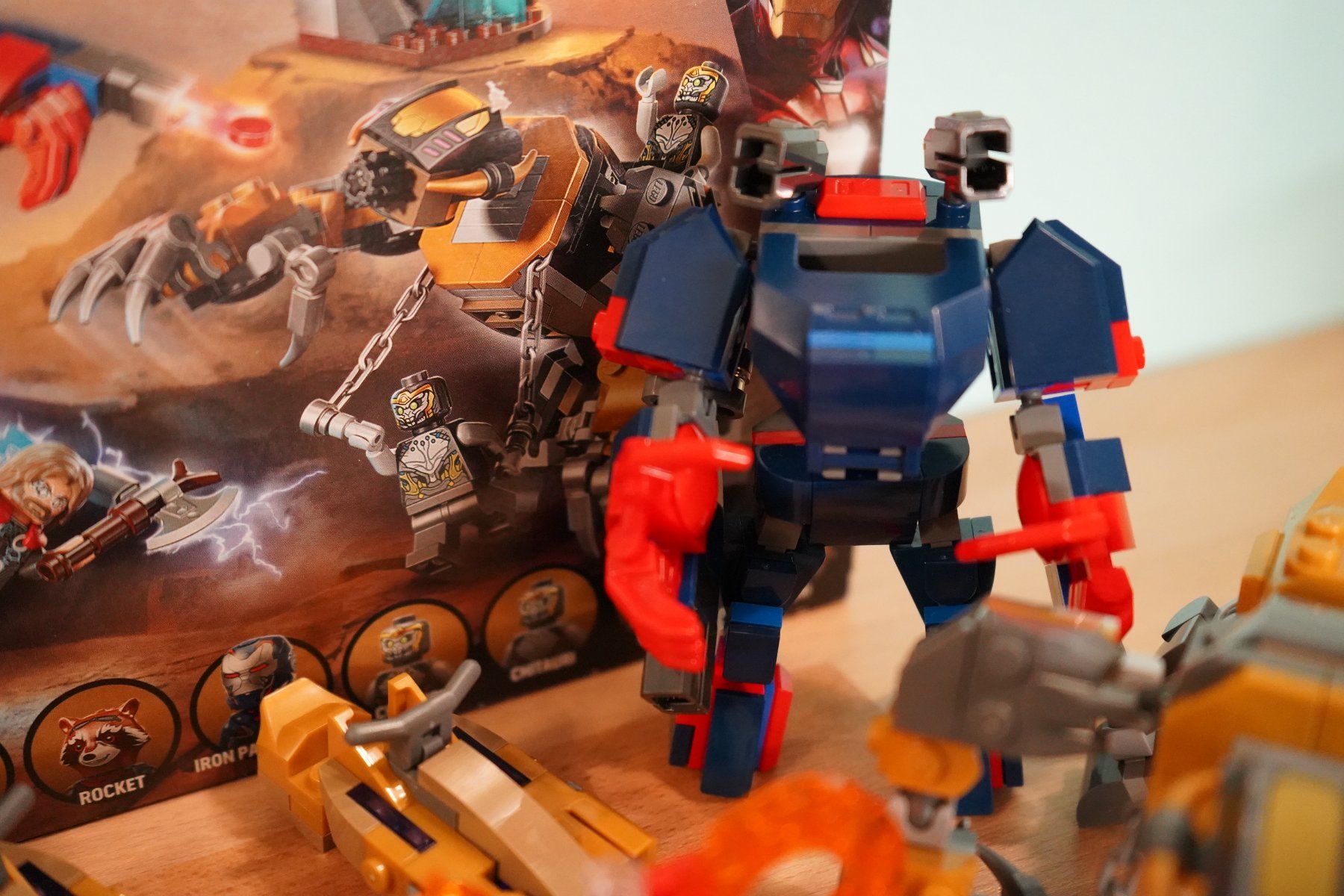 Lego Kit di costruzioni: LEGO 76322: Marvel Avengers: Endgame Thor vs. Chitauri – Usato da Zürich venduto da Backscope 6
