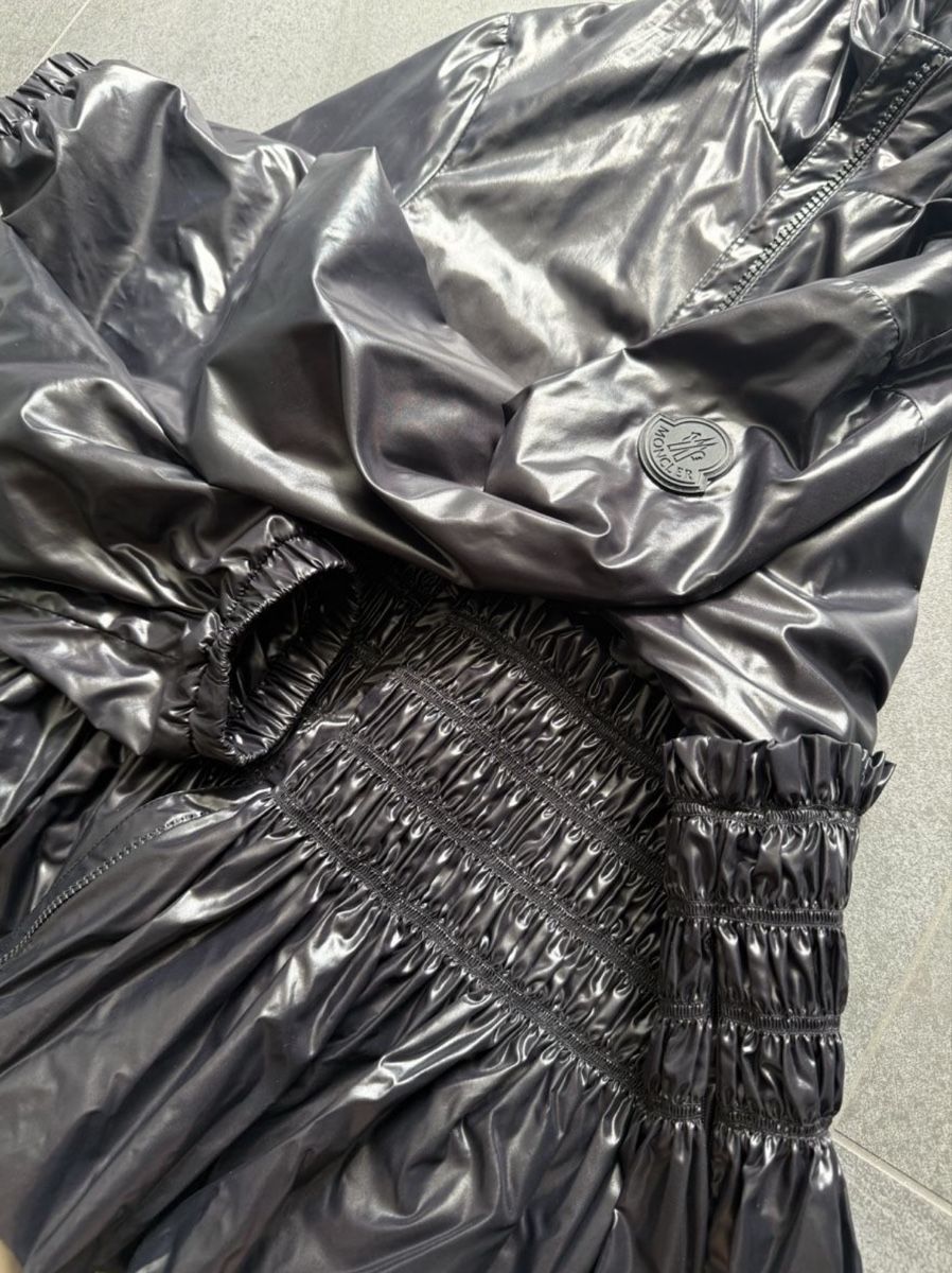 Moncler Vestes & Manteaux: Moncler leichte Jacke – Neuf (Voir description) à Ebikon par nat_jzh5 4