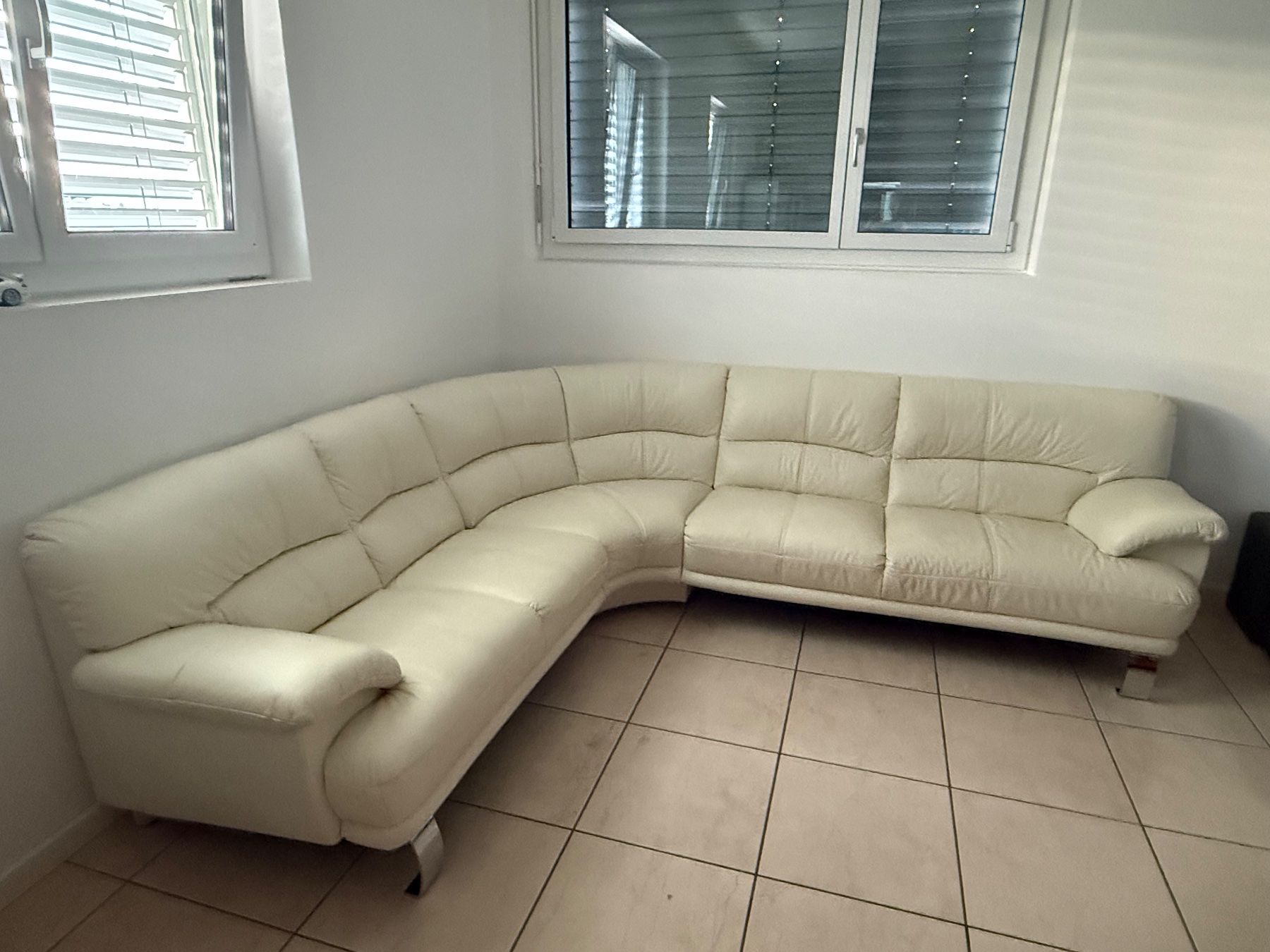 Sofas: Ledersoffa – Gebraucht aus Nottwil von hit-preis 2