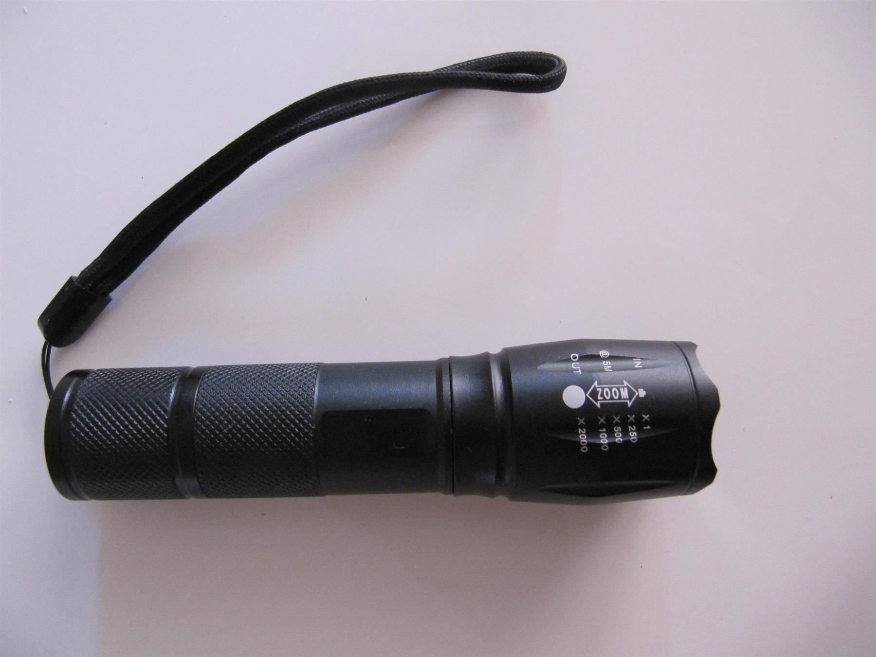 Lampade: XM-L T6 Led-Chip Led-Taschenlampe – Nuovo e nell'imballaggio originale da Basel venduto da Ruben2210 4