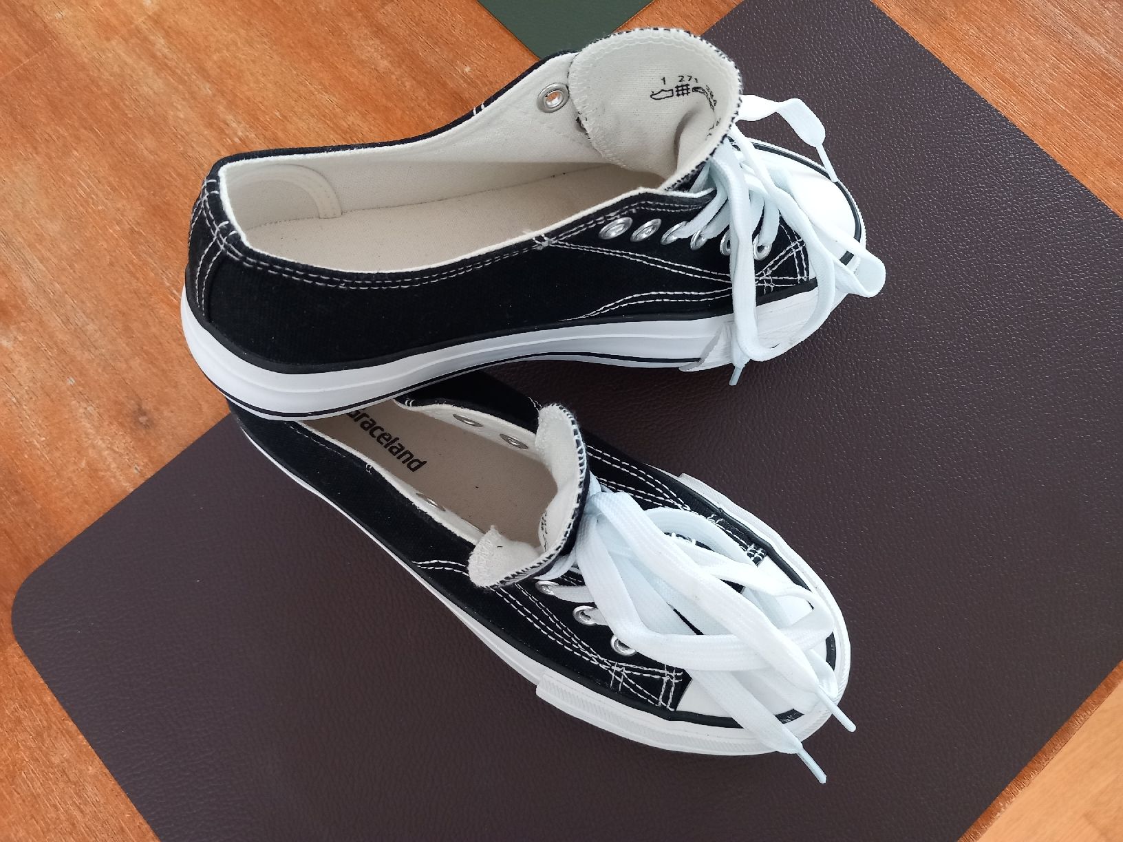 Scarpe da donna: Neue Sneaker – Nuovo (secondo la descrizione) da Aegerten venduto da gismolini 5