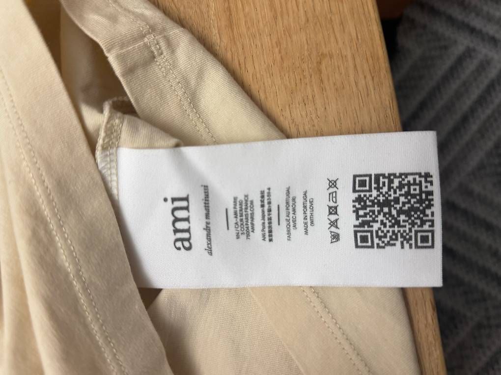 T-Shirts: Ami Paris Tee – Gebraucht aus Schaffhausen von Goni17 2
