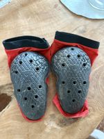 Dainese Kinder Knieschoner – Grösse JL (Junior Line), sehr g