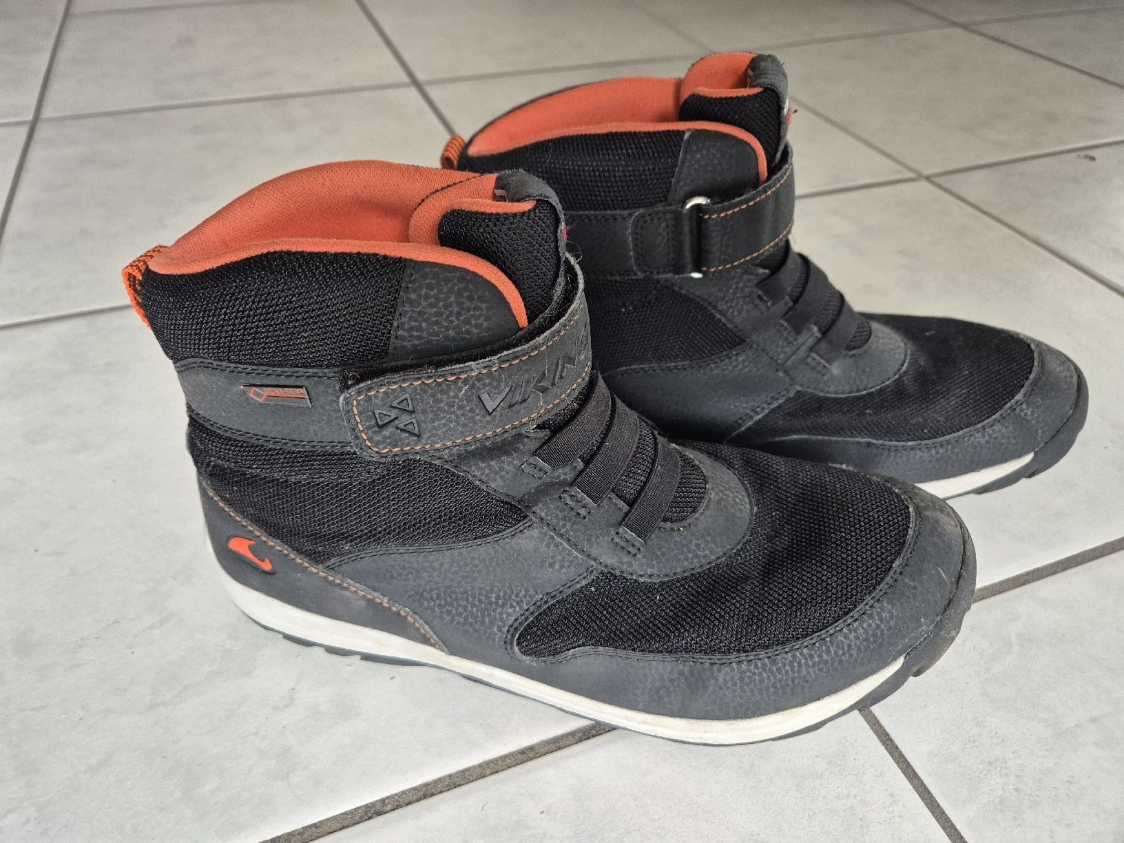 Viking Scarpe per ragazzi: Schnee-Winterschuhe, Viking, Gr. 41 – Usato da Belp venduto da nibeas 2