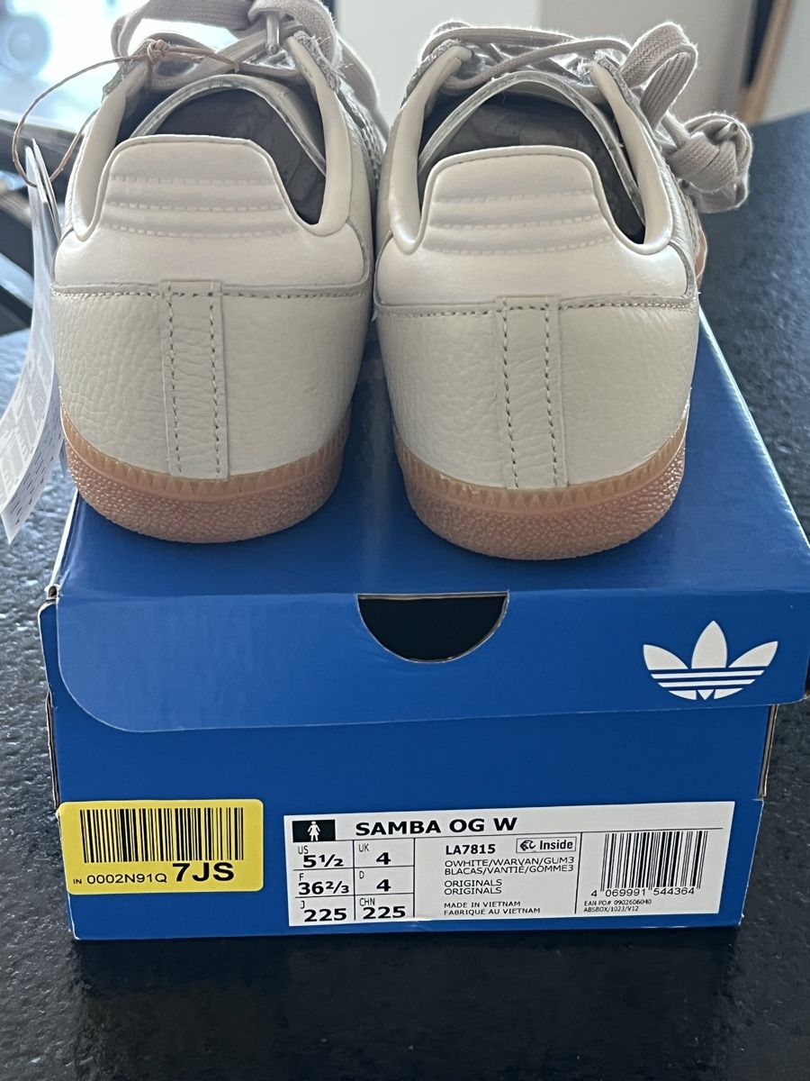 Adidas Herrenschuhe: Adidas Samba OG UK 4 – Neu (gemäss Beschreibung) aus Stäfa von bambinas 2