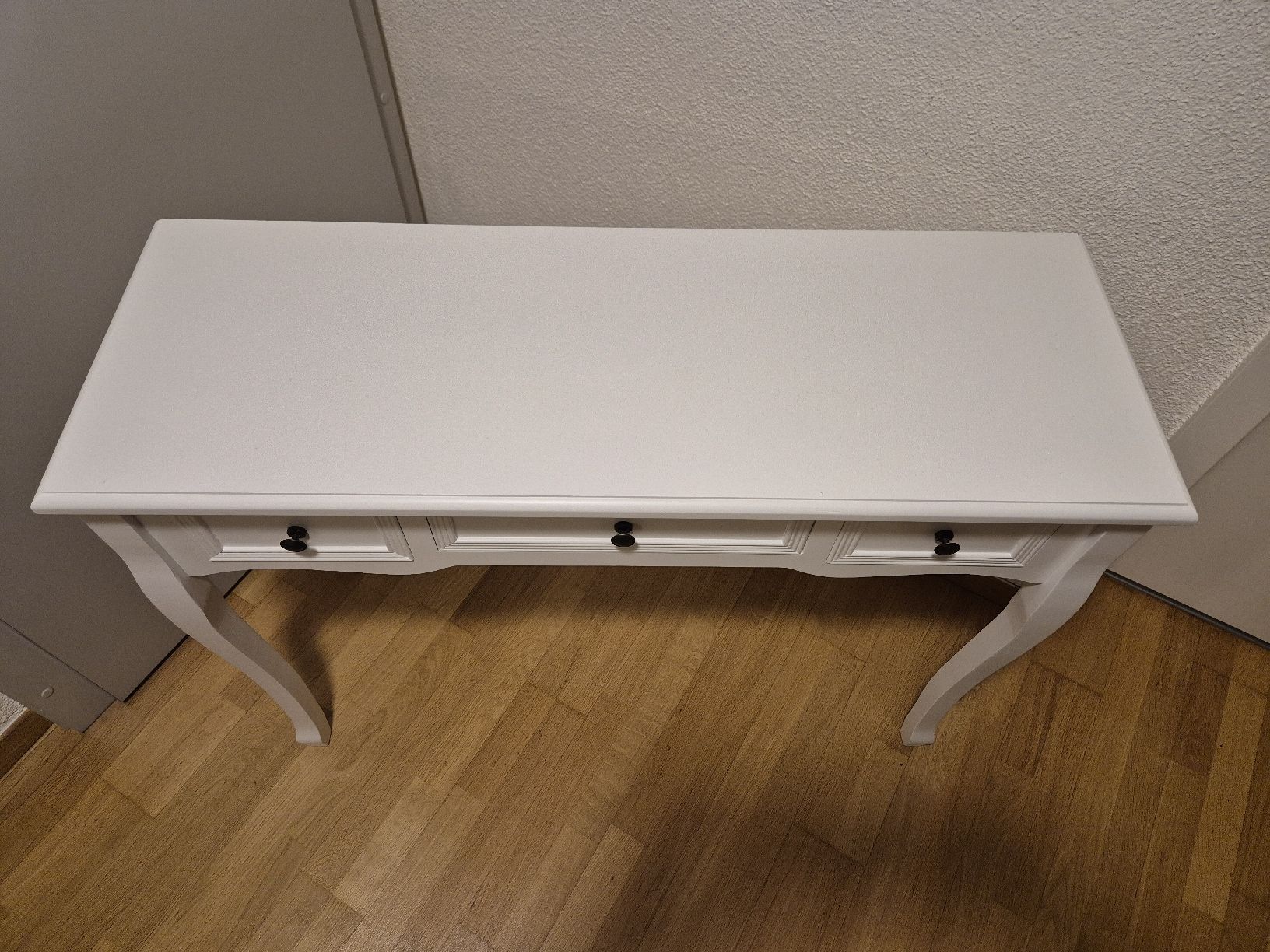 Cassettiere: Frisiertisch/Konsolentisch mit 3 Schubladen – Nuovo (secondo la descrizione) da Fraubrunnen venduto da randeem 2