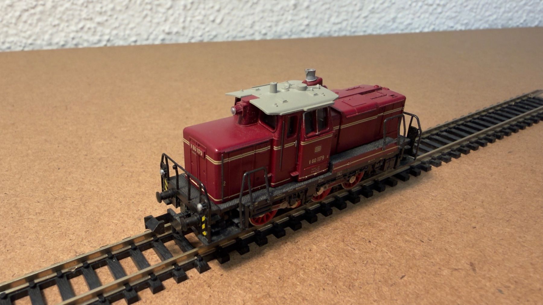 Trix Modellini di ferrovie: Minitrix Diesellok V60 DB Spur N – Usato da Schlieren venduto da rat_lq6b 3