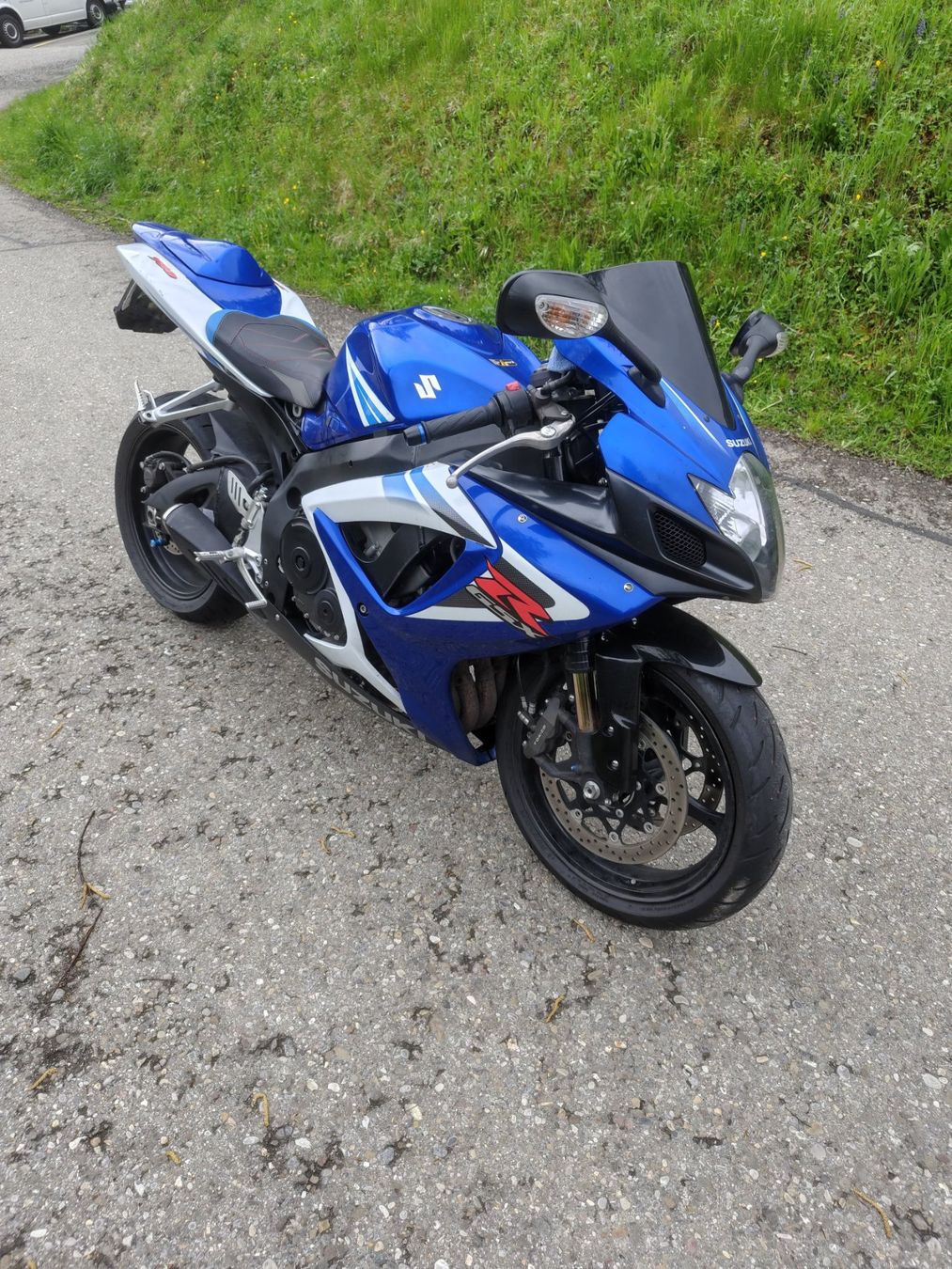 SUZUKI GSX-R 750 - HAT MFK (Gebraucht) in Pfungen für CHF 3406 – nur ...
