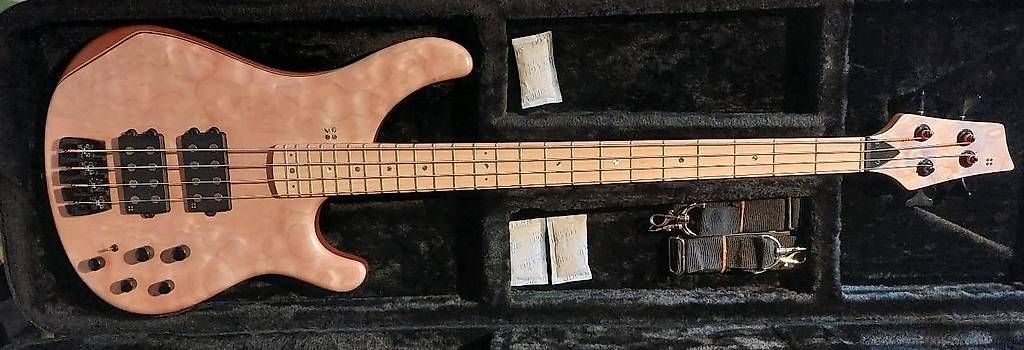 Strumenti musicali: Sandberg Basic Ken Taylor 4 String Bass-Guitar – Usato da nusshof venduto da gkch 1