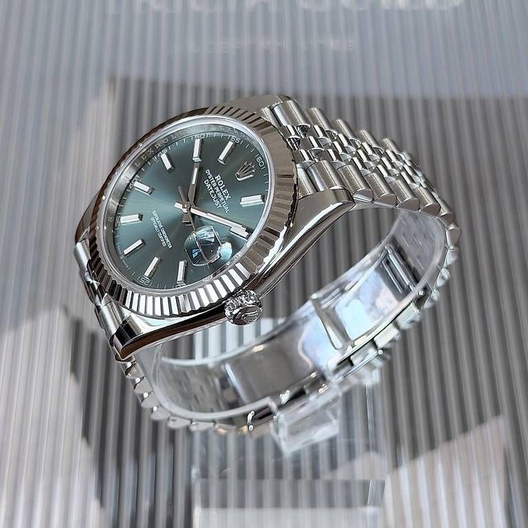 Uhren: Rolex Datejust "Mint" 41mm 126334 – Gebraucht aus Genève von minty.watches 1