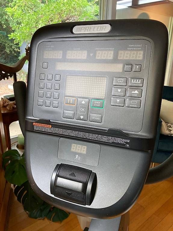 Hometrainer: Vélo couché Precor RBK635 – Usato da Lausanne venduto da mmepasteque 3
