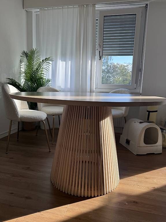 Tavoli: Moderner Esstisch – Nuovo e nell'imballaggio originale da Lyss venduto da Bojan.T 1