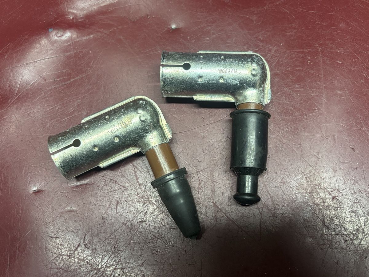 Pièces pour mobylette: Mofa BERU Zündkerzenstecker – D'occasion à Latterbach par Bbutz98