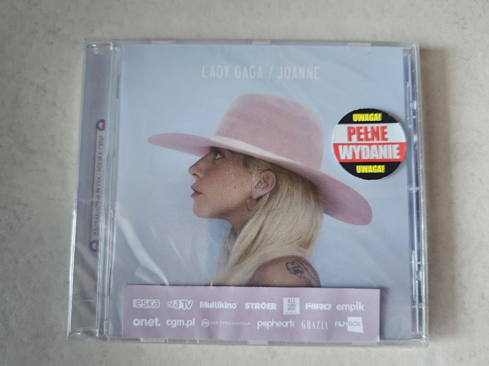 CD: Lady Gaga  -  Joanne  /  Fabrikneu – Nuovo e nell'imballaggio originale da Schneisingen venduto da backstore24