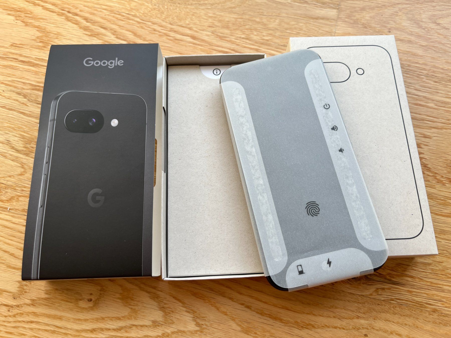 Google Handys / Smartphones: Google Pixel 9a, 128 GB, Obsidian – Neu und originalverpackt aus Meilen von weedali