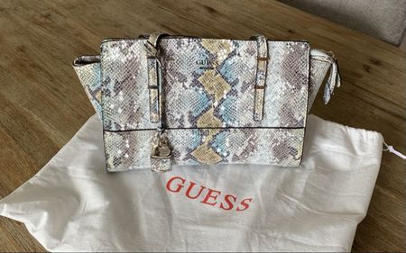 Guess Tasche