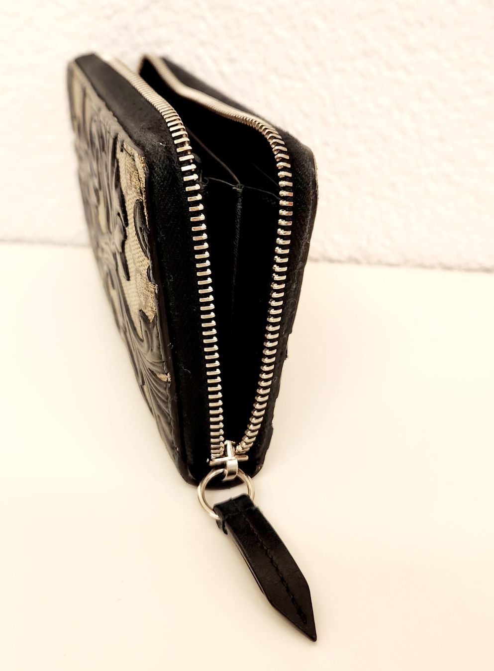 Gucci Brieftaschen: Gucci Bicolor GG Supreme Arabesque Zip Wallet – Gebraucht aus Wollerau von CH8832 4