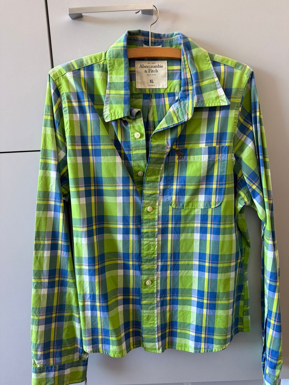 Abercrombie Camicie: Abercrombie Fitch Herren Langarm Hemd – Usato da Niederwangen BE venduto da jan_p2tb