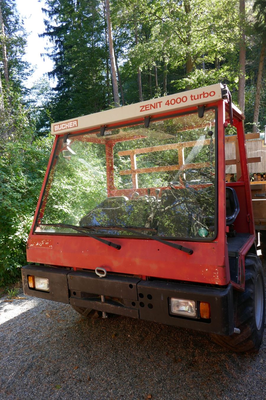 Traktoren: Bucher Zenit 4000 – Gebraucht aus walzenhausen von niekmota