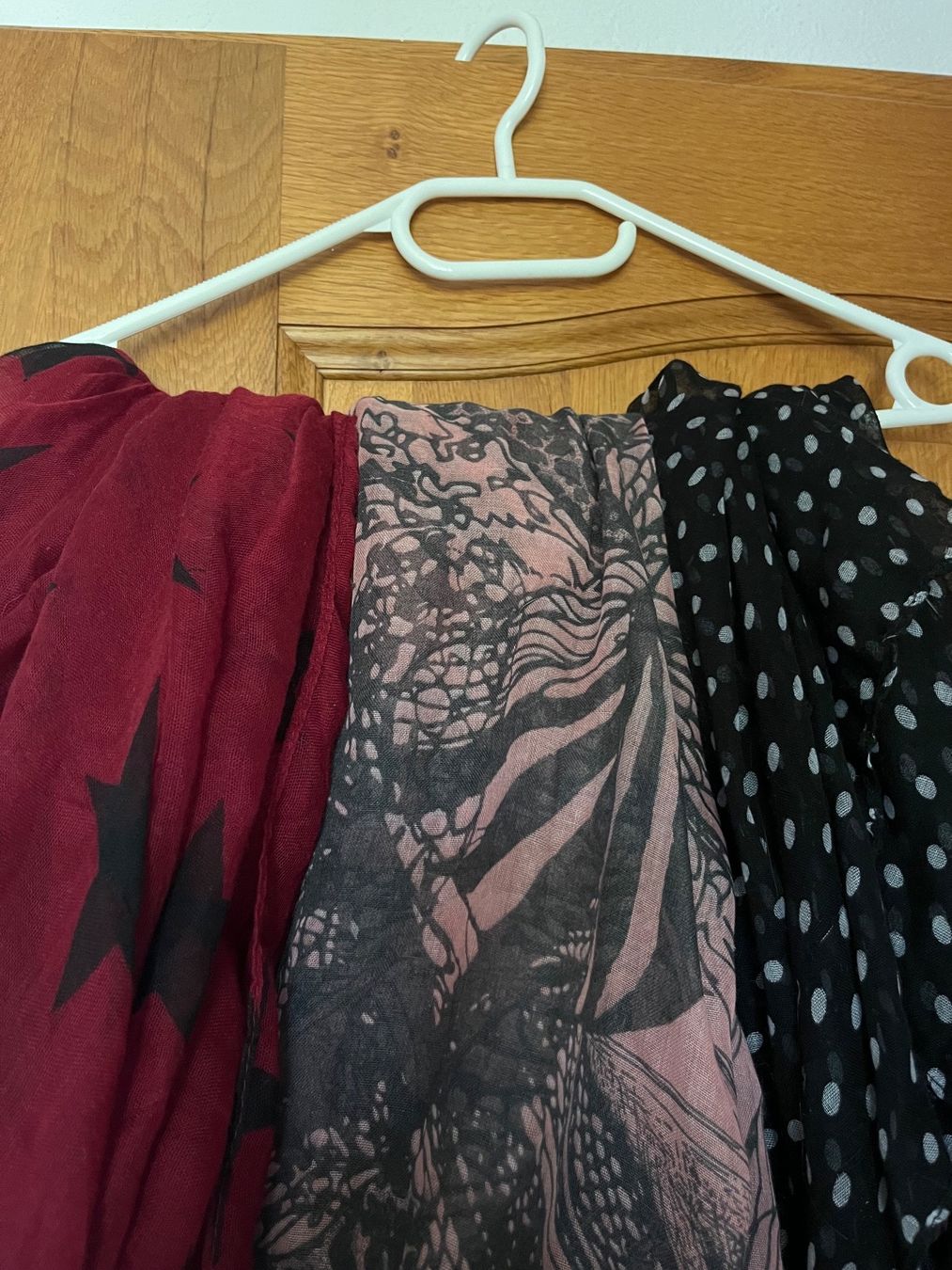 Foulards, Tücher & Schals: Lot de 3 foulards – Gebraucht aus Montsevelier von Duna2210 1