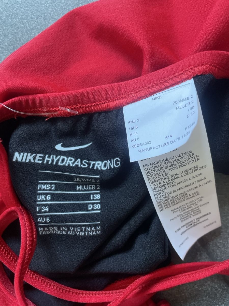 Nike Maillots de bain & Bikinis: Nike Hydrastrong, Badeanzug – Neuf (Voir description) à Zollikon par Ranunkulus 5