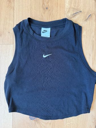 Nike Crop Top in schwarz, Grösse S
