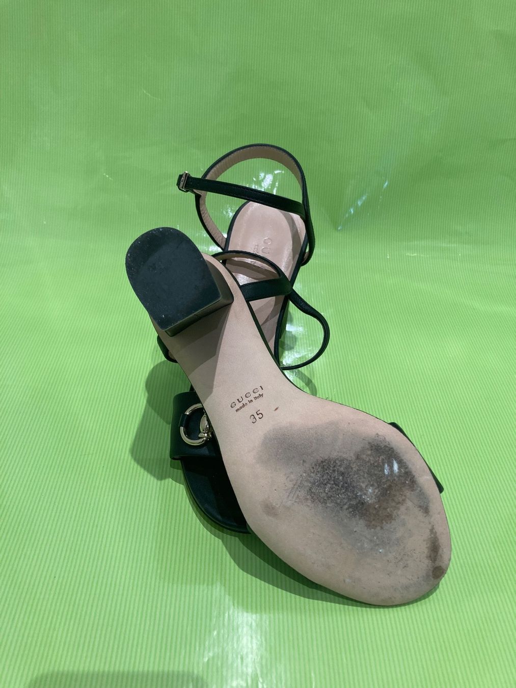 Gucci Scarpe da donna: Gucci sandali no 35 – Usato da Paradiso venduto da Kayakara 4