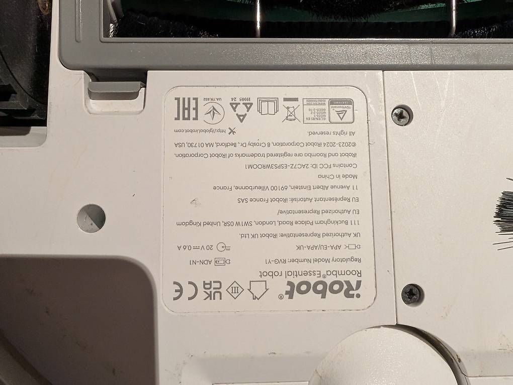 Irobot Aspirateurs & Accessoires: iRobot Roomba Essential – D'occasion à Münchenstein par kry_kq9z 2