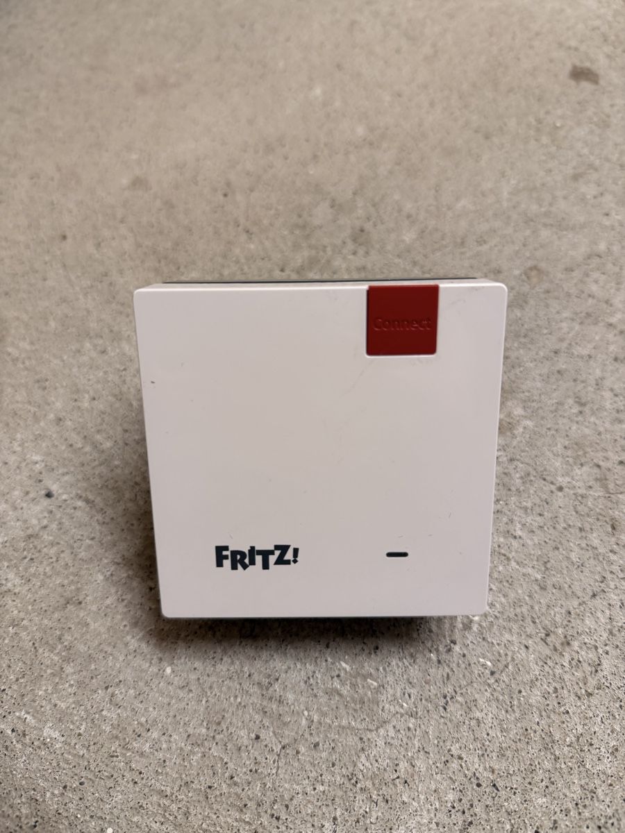 WiFi: FRITZ!Connect Box White – Usato da Zürich venduto da joh_qc8k
