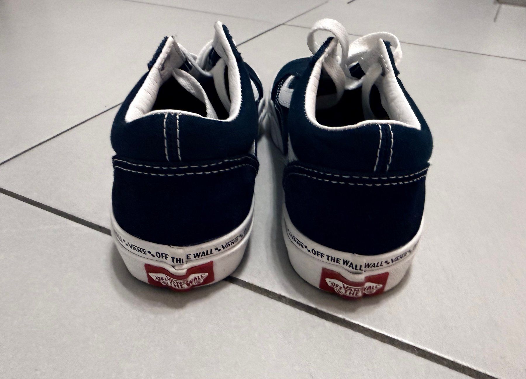 Vans Scarpe per ragazzi: Vans Kids OLD SKOOL Marine EU 33 – Usato da Egg b. Zürich venduto da Stence-76 2