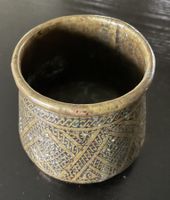 Becher Trinkbecher Metall ziseliert Kupfer bauchige Form