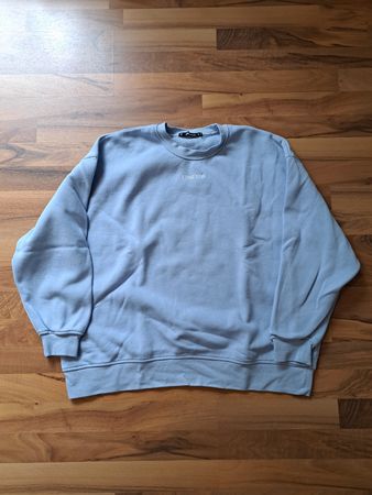 Pullover hellblau  Grösse M guter Zustand