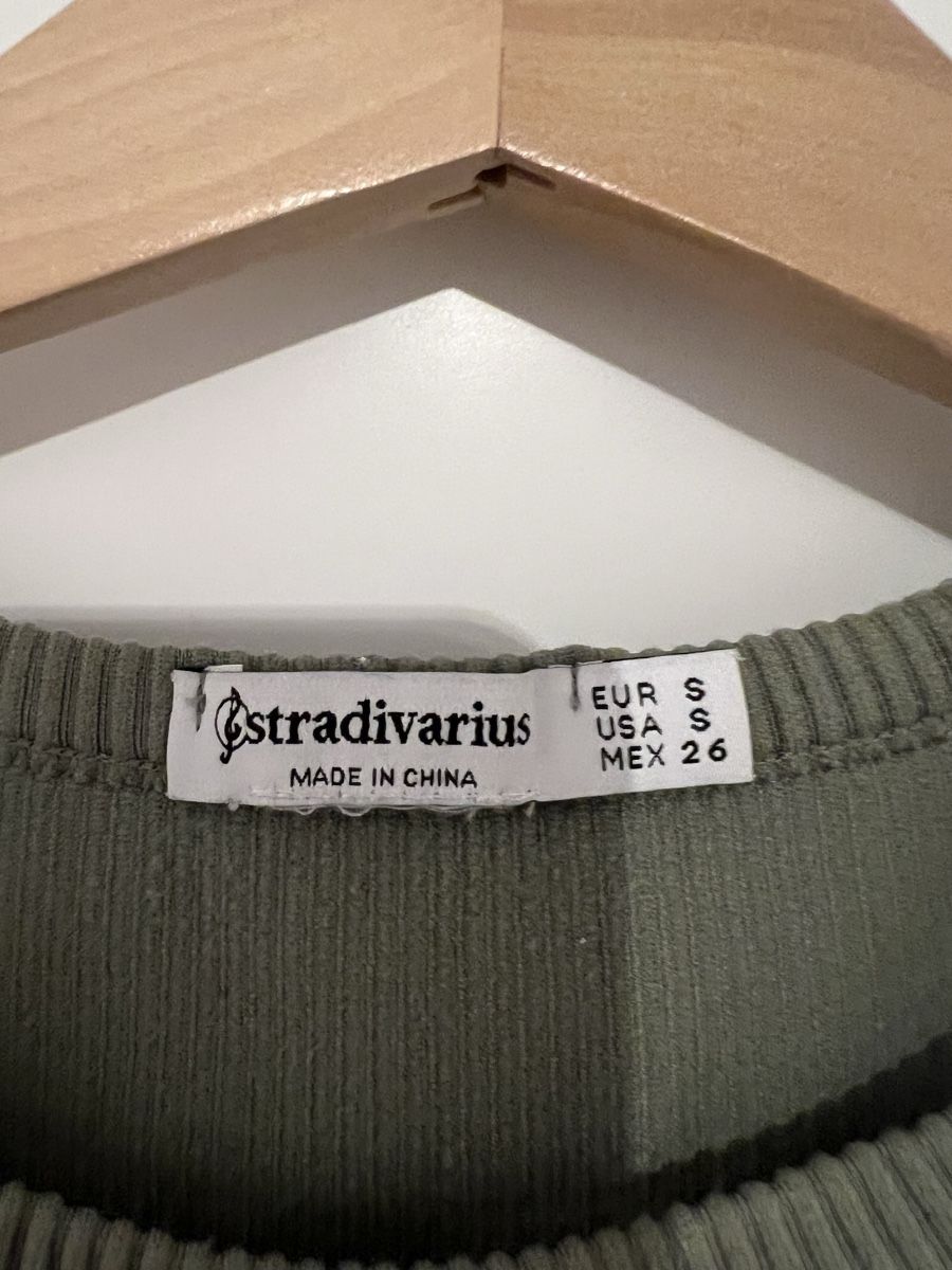 Stradivarius Blusen, T-Shirts & Tops: khaki Tanktop, Stradivarius – Gebraucht aus Erlenbach von paulina.rad 1