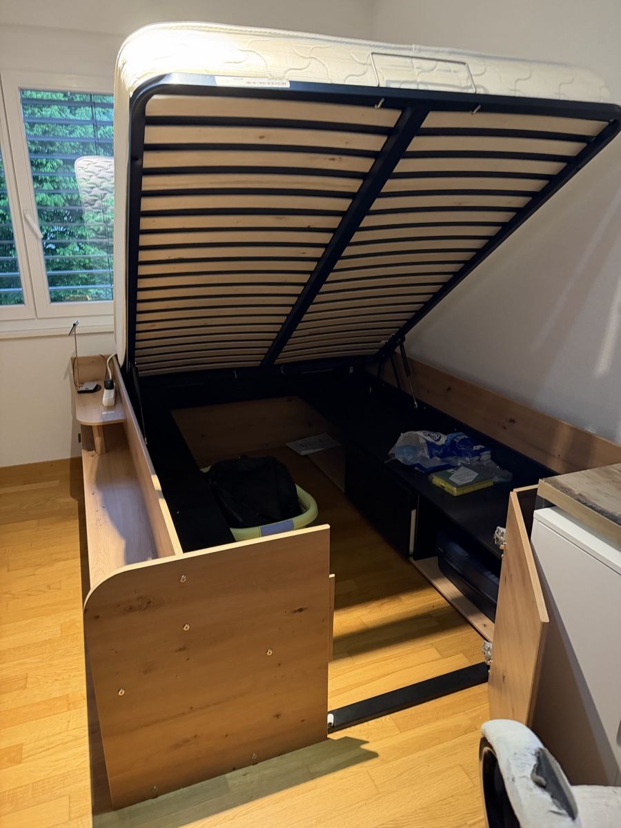 Betten: Bett – Gebraucht aus Pfäffikon ZH von Giugiu157 1