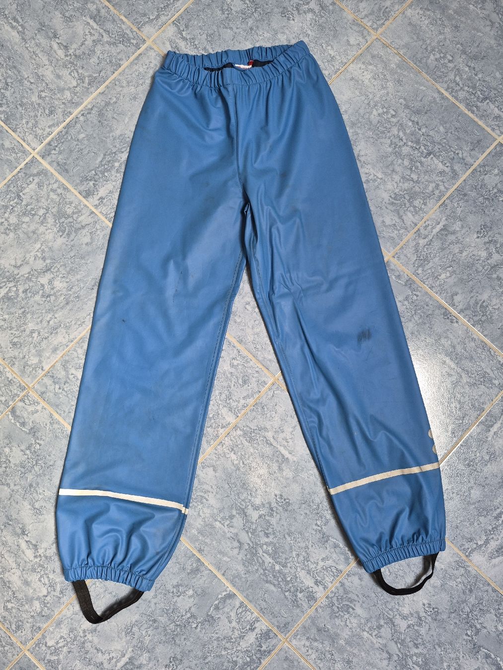 Pantaloni: kinder regenhose gr.152 – Usato da Oberbuchsiten venduto da selotius 2