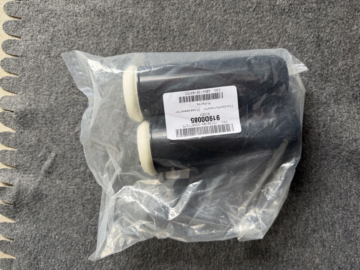 Tutti pezzi di ricambio auto: Staubschutzsatz (1 Paar) – Nuovo e nell'imballaggio originale da Ulisbach venduto da PET-030 1