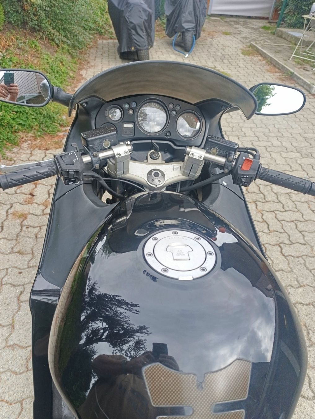 Strada: Honda CBR 1100 XX – Usato da Münchenbuchsee venduto da duc940 2