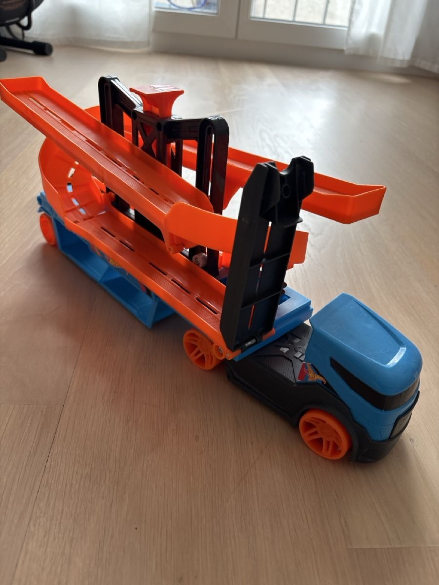 Hot Wheels Giocattoli: Hot Wheels Track Builder, auch einzel – Usato da Schafisheim venduto da Orchide20 1