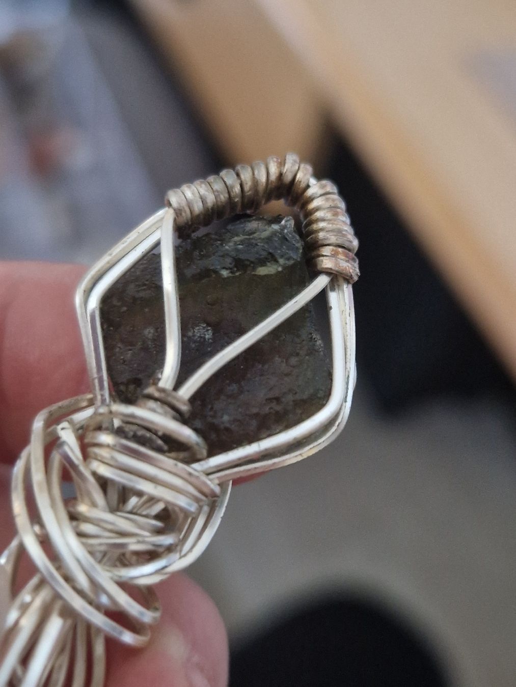 Minerali & Pietre curative: MOLDAVITE véritable monté sur fil argent – Nuovo (secondo la descrizione) da SAXON venduto da Mariposita1428 3