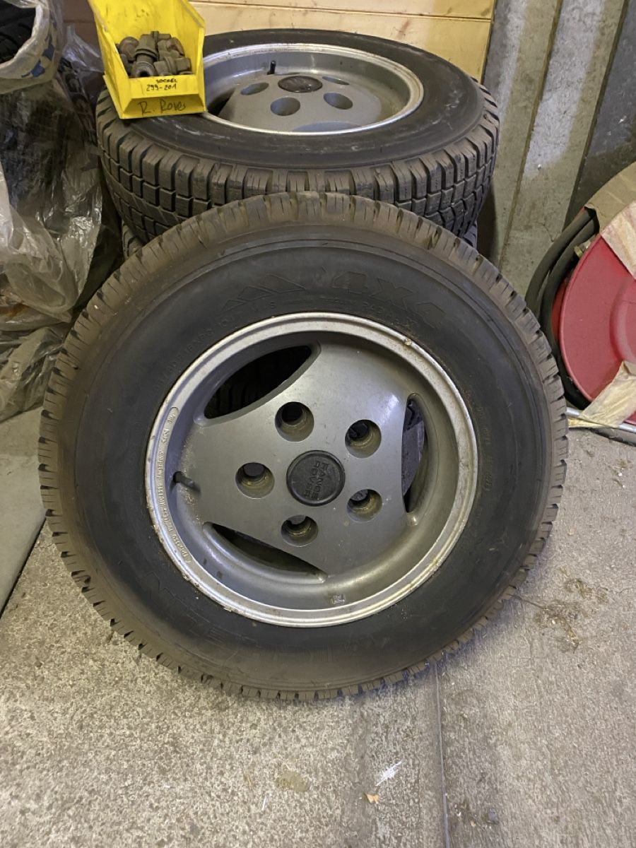 Pneumatici & Ruote complete: Range Rover Classic Räder – Usato da Kehrsatz venduto da Brunioli 1