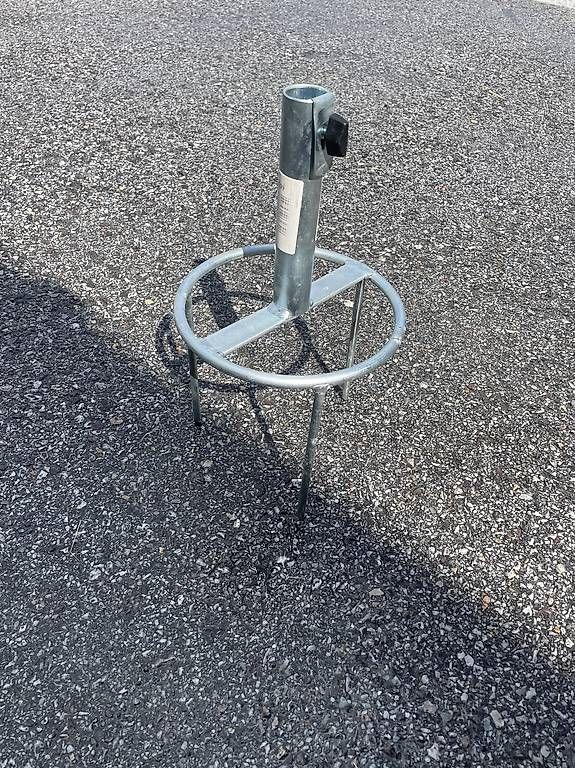 Sicurezza: Pied de parasol à planter – Usato da Chermignon-Bas venduto da Cnanch