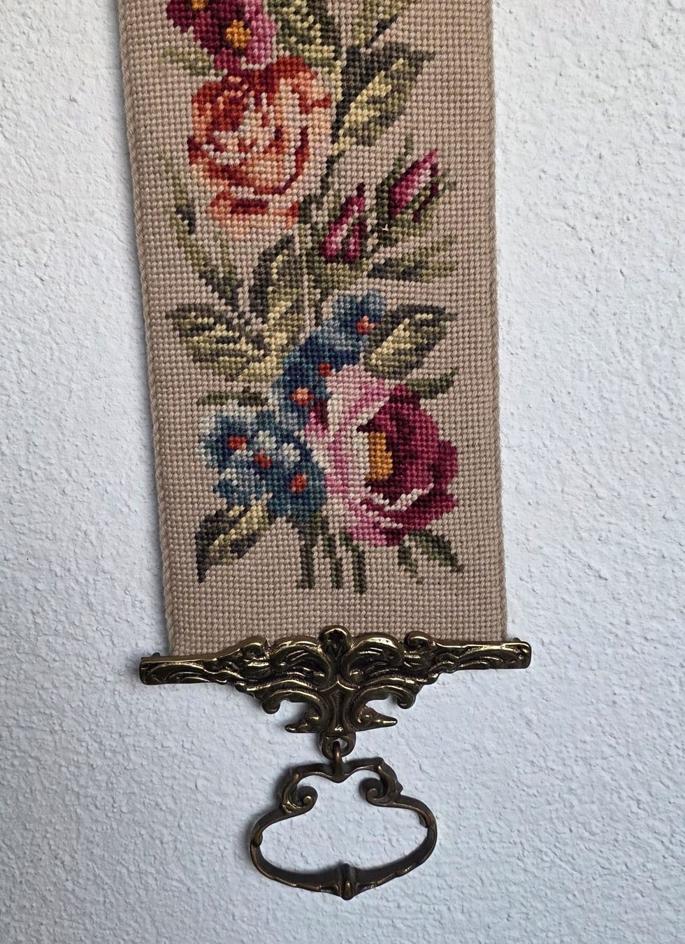 Tutte le decorazioni: Handgestickter Wandbehang, antik, Schweizer Gobelin – Usato da Rheinsulz venduto da Dred 4